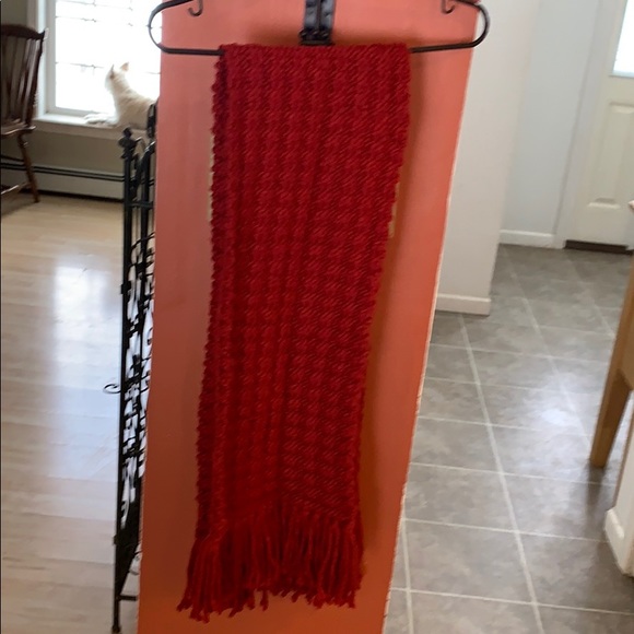 Bold, Rich Think Handmade Scarf - Picture 5 of 6